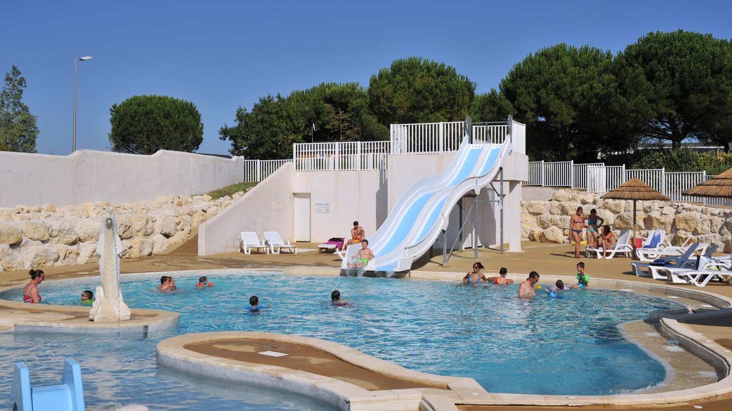 Espace aquatique du camping à Arvert en Charente Maritime près de la Palmyre