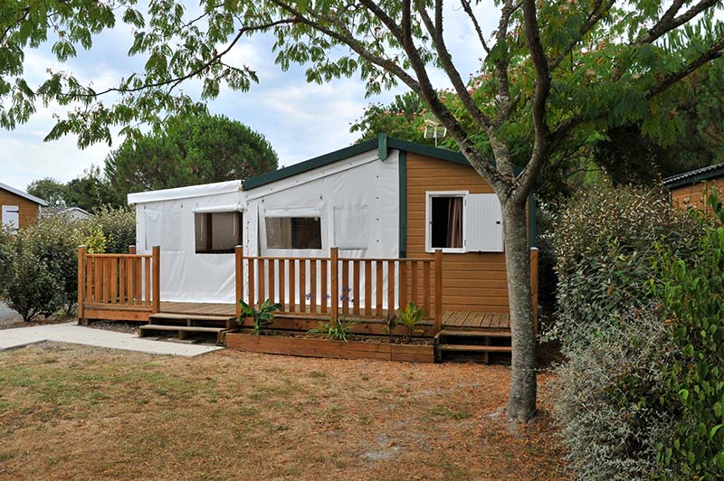 Chalet avec terrasse couverte à louer près de Royan
