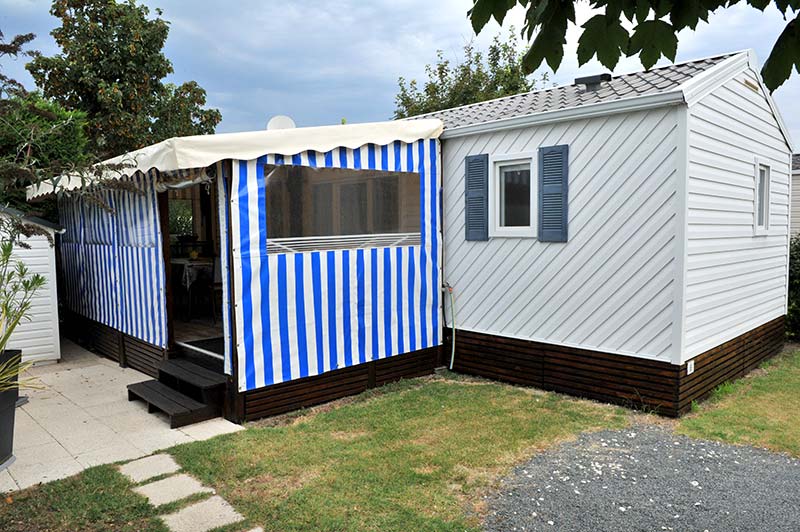 Chalet avec terrasse couverte à louer près de Royan