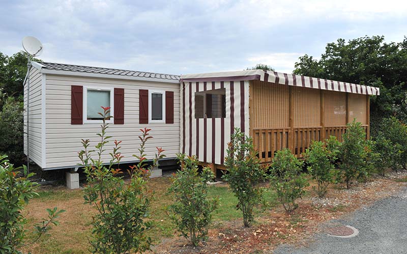 Chalet avec terrasse couverte à louer près de Royan
