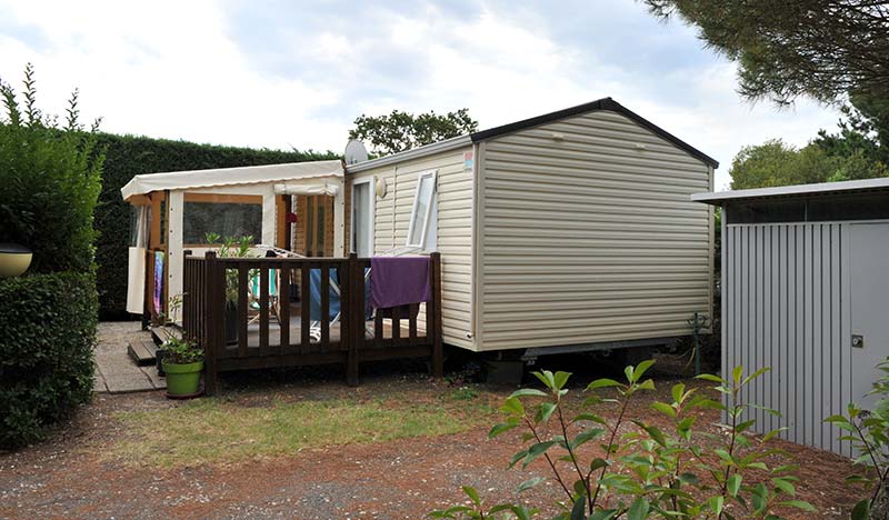 Chalet avec terrasse couverte à louer près de Royan